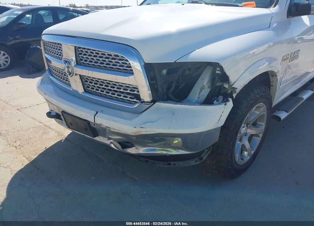 2018 RAM 1500 LAIE  4X4 5'7 BOX VIN: 1C6RR7NT9JS194825