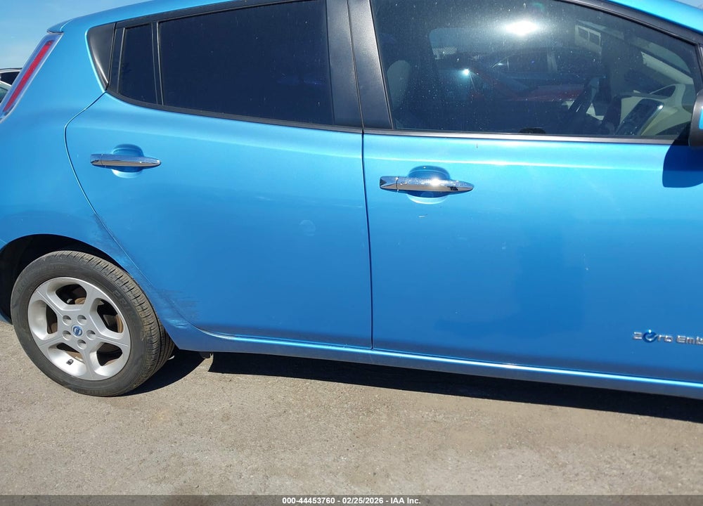 2012 NISSAN LEAF SL VIN: JN1AZ0CP4CT020437