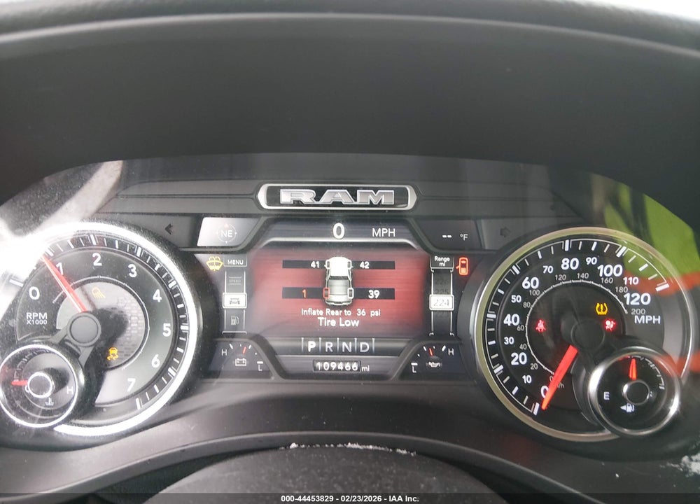 2019 RAM 1500 BIG HORN/LONE STAR  4X4 5'7 BOX VIN: 1C6SRFFT4KN802941