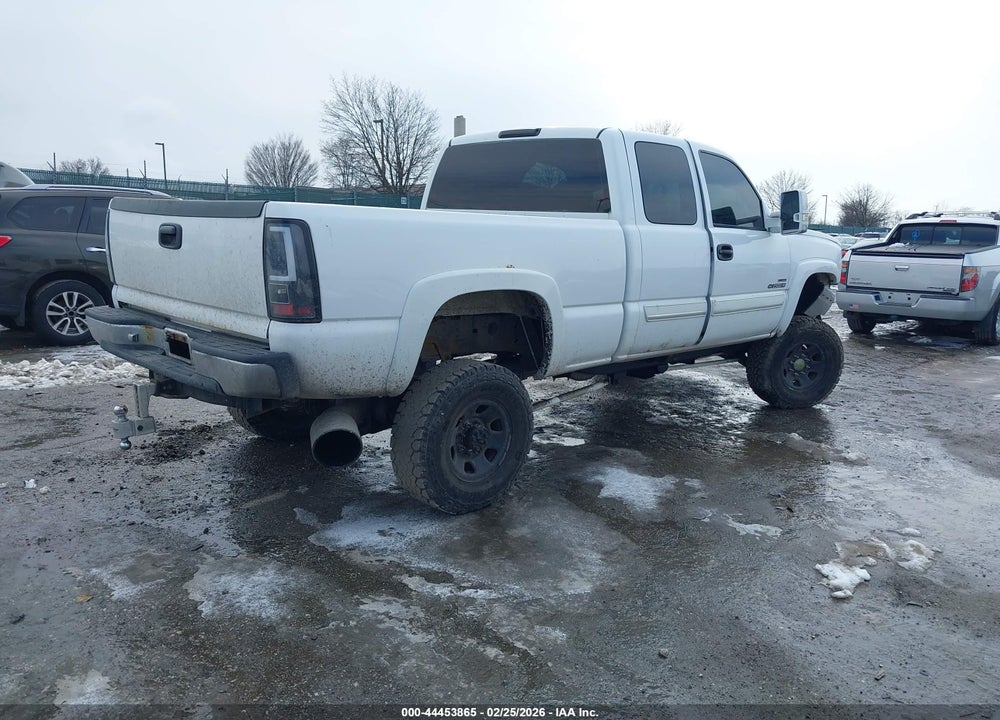 2004 CHEVROLET SILVERADO 2500HD LS VIN: 1GCHK29154E167211