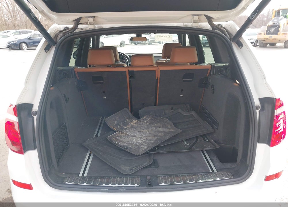 2016 BMW X3 XDRIVE28I VIN: 5UXWX9C50G0D64464