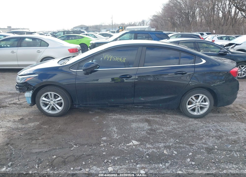 2017 CHEVROLET CRUZE LT AUTO VIN: 1G1BE5SM5H7271011