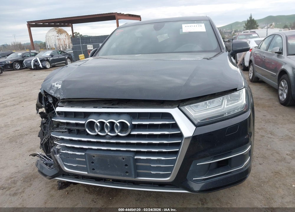 2017 AUDI Q7 3.0T PREMIUM VIN: WA1LAAF72HD054824