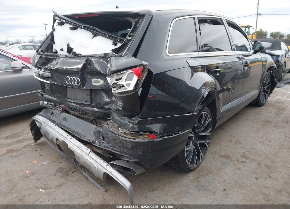 2017 AUDI Q7 3.0T PREMIUM VIN: WA1LAAF72HD054824