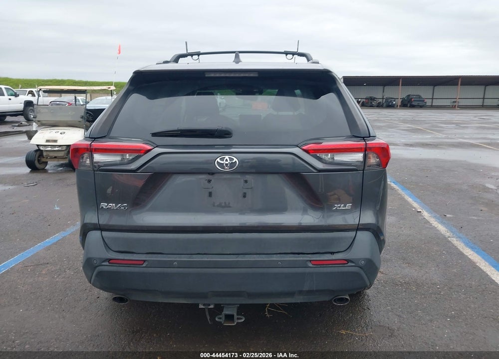 2020 TOYOTA RAV4 XLE PREMIUM VIN: 2T3C1RFV4LC067431
