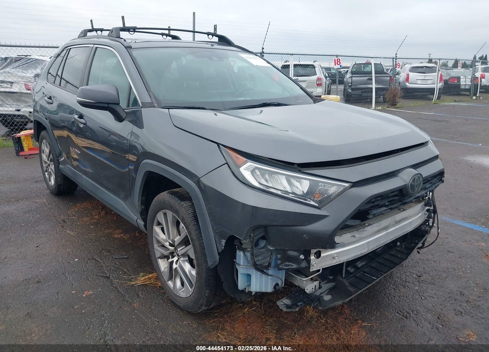 2020 TOYOTA RAV4 XLE PREMIUM VIN: 2T3C1RFV4LC067431