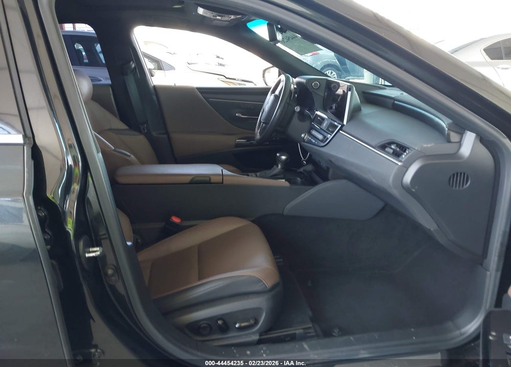 2023 LEXUS ES 300H VIN: 58ADA1C17PU030452