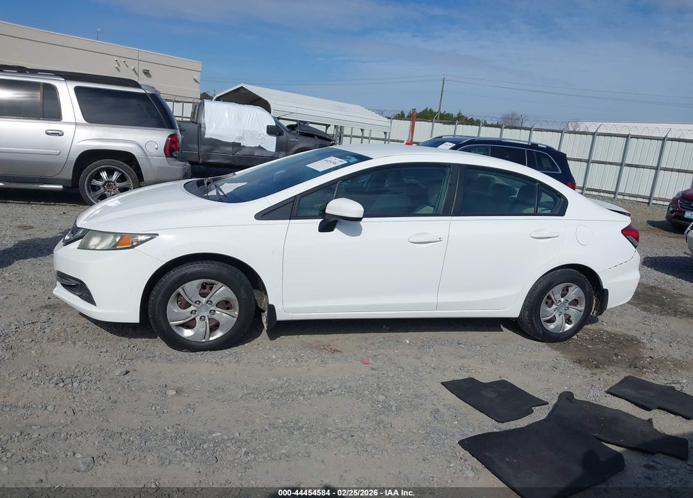 2014 HONDA CIVIC LX VIN: 19XFB2F52EE063537