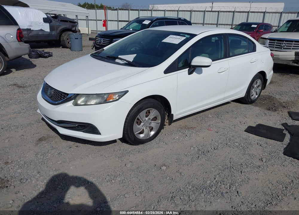 2014 HONDA CIVIC LX VIN: 19XFB2F52EE063537