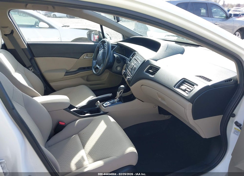 2014 HONDA CIVIC LX VIN: 19XFB2F52EE063537