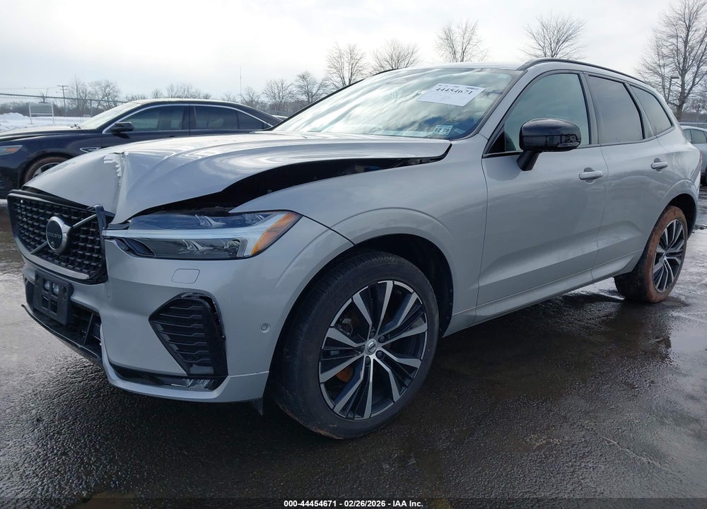 2024 VOLVO XC60 B5 PLUS DARK THEME VIN: YV4L12RL9R1886374