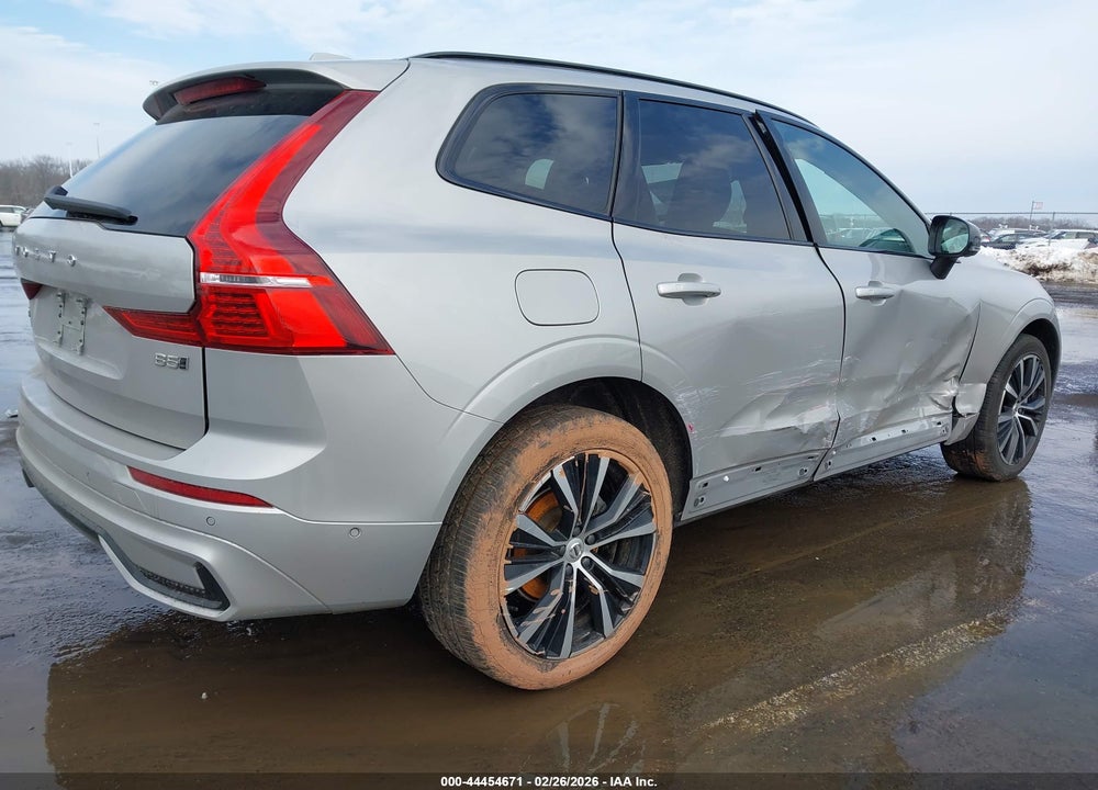2024 VOLVO XC60 B5 PLUS DARK THEME VIN: YV4L12RL9R1886374