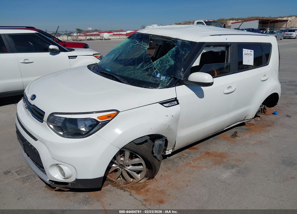 2019 KIA SOUL + VIN: KNDJP3A55K7918221