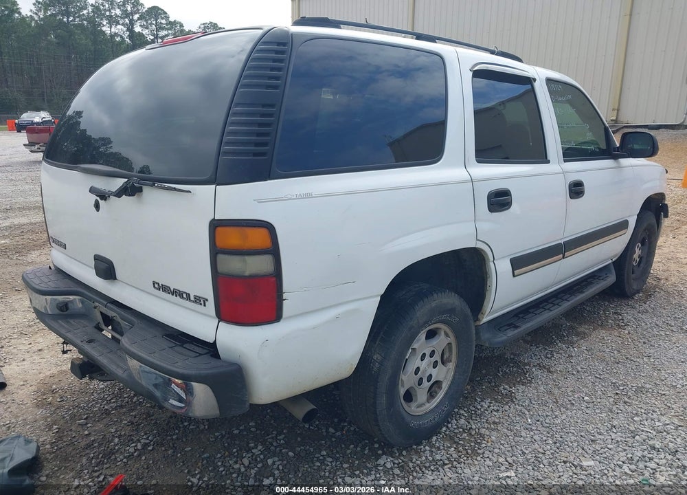 2005 CHEVROLET TAHOE LS VIN: 1GNEC13VX5J118124
