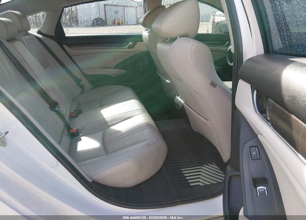 2019 HONDA ACCORD HYBRID TOURING VIN: 1HGCV3F94KA000278