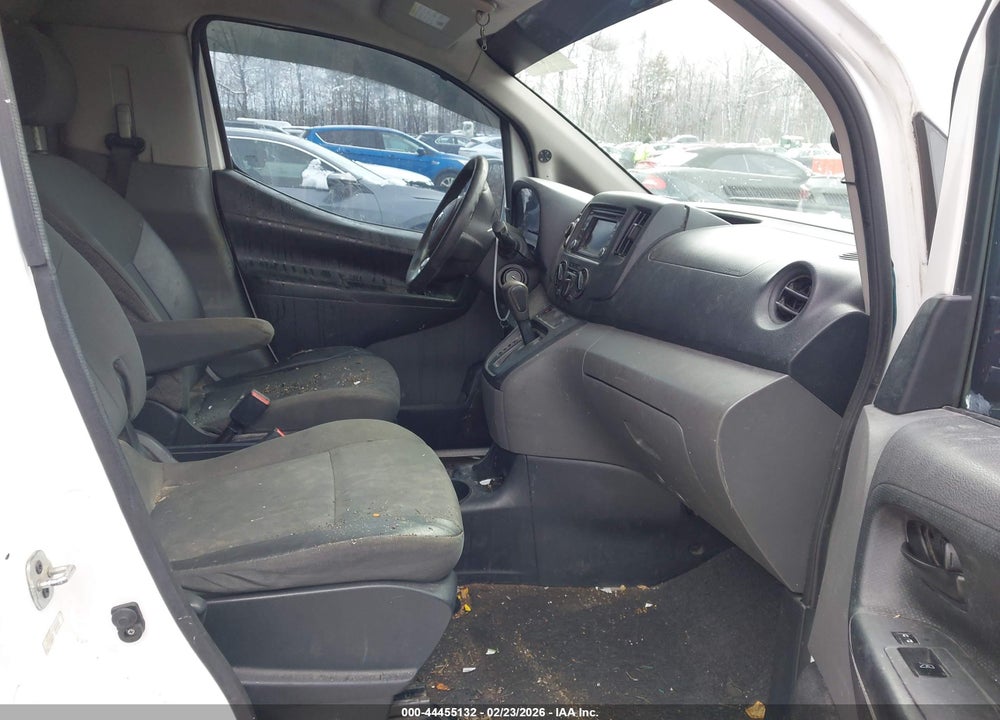 2014 NISSAN NV200 SV VIN: 3N6CM0KN6EK694927