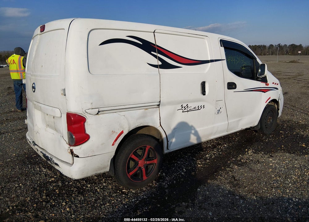 2014 NISSAN NV200 SV VIN: 3N6CM0KN6EK694927
