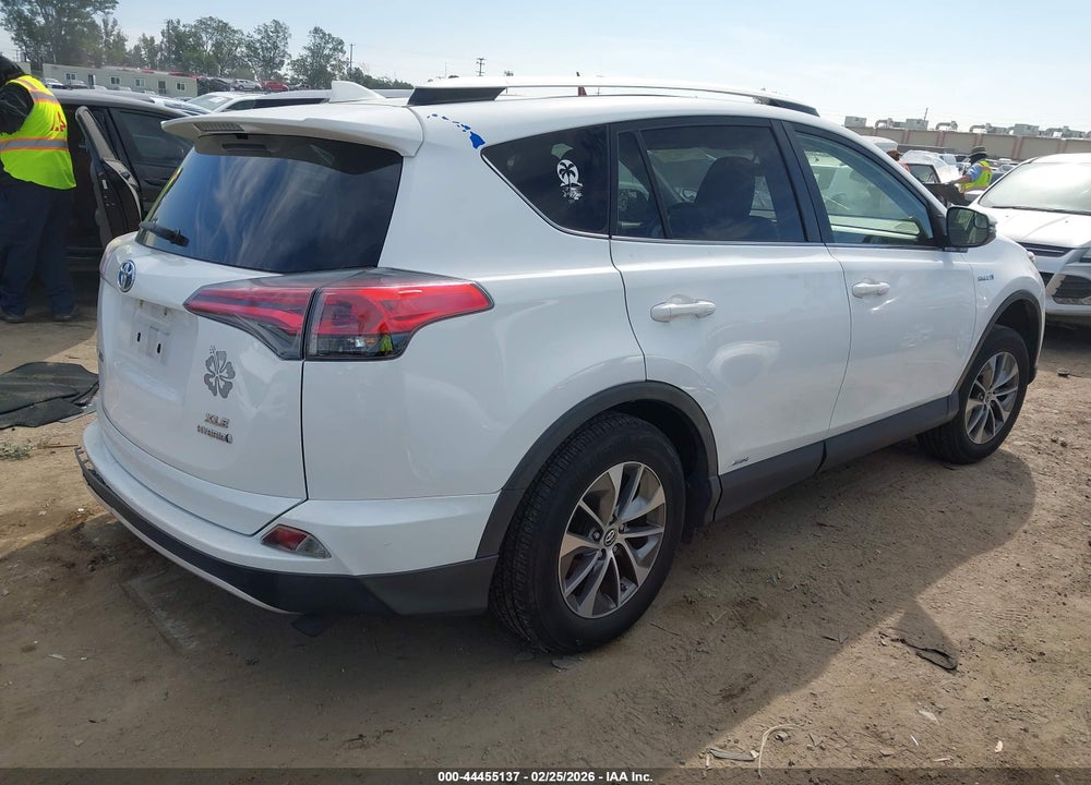 2016 TOYOTA RAV4 HYBRID XLE VIN: JTMRJREV4GD051727