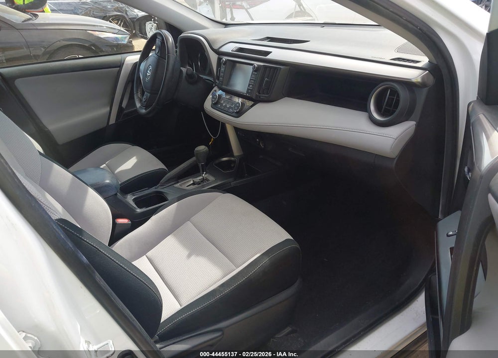 2016 TOYOTA RAV4 HYBRID XLE VIN: JTMRJREV4GD051727