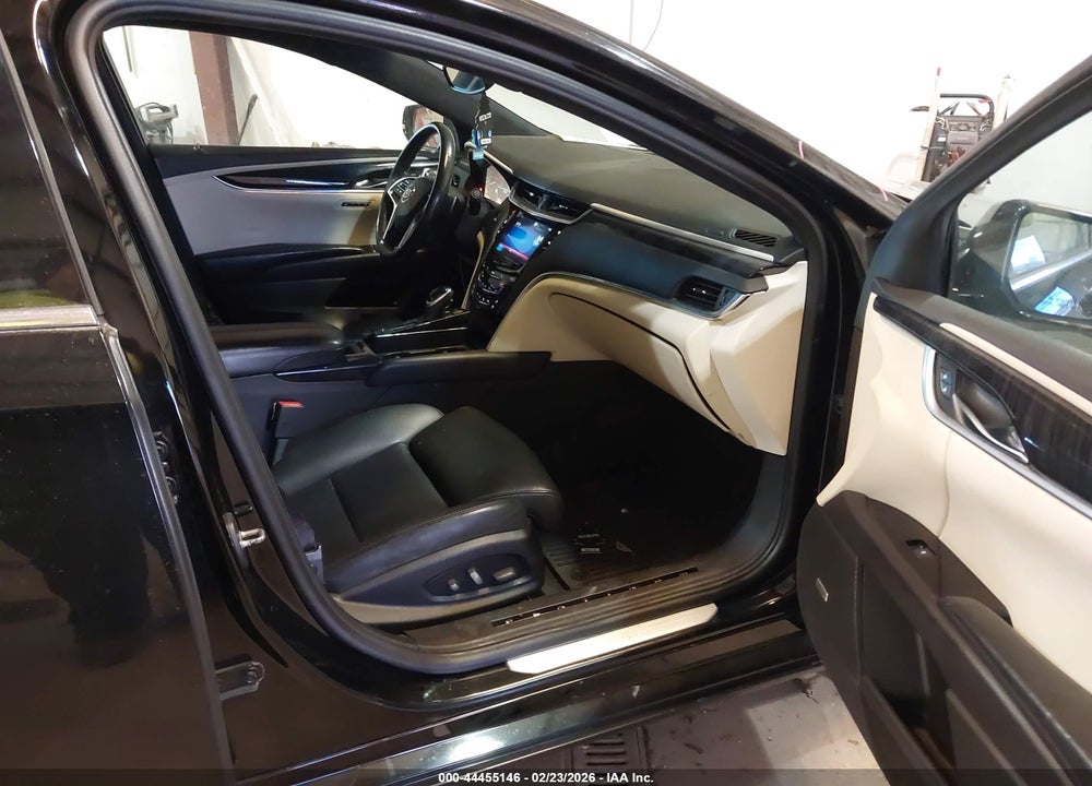 2013 CADILLAC XTS PLATINUM VIN: 2G61V5S30D9123709