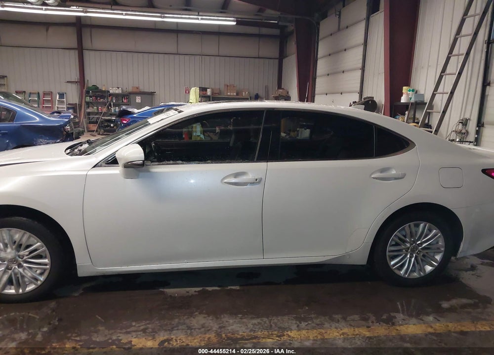2015 LEXUS ES 350 VIN: JTHBK1GG7F2183310