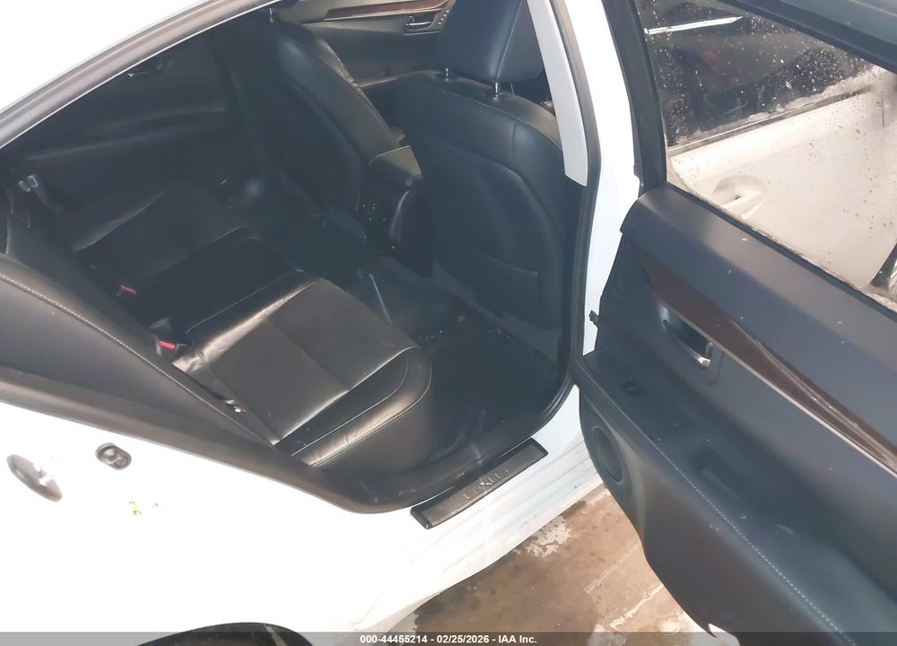 2015 LEXUS ES 350 VIN: JTHBK1GG7F2183310