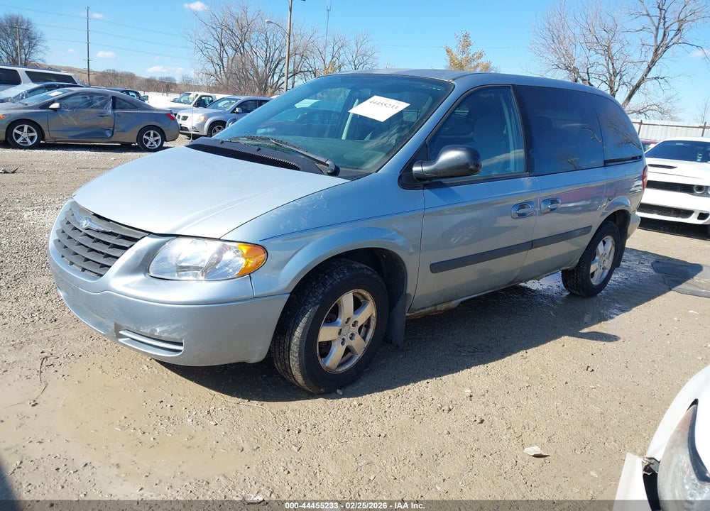 2005 CHRYSLER TOWN & COUNTRY VIN: 1C4GP45R05B441776