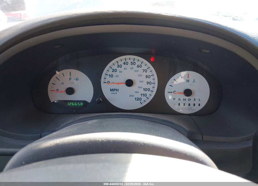 2005 CHRYSLER TOWN & COUNTRY VIN: 1C4GP45R05B441776