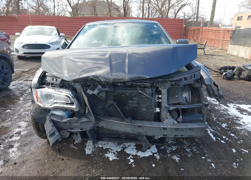 2013 CHRYSLER 300 MOTOWN VIN: 2C3CCARG9DH708506