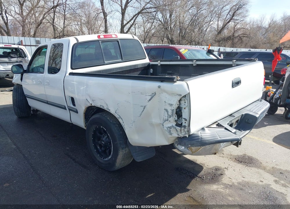 2000 TOYOTA TUNDRA SR5 V8 VIN: 5TBBT4419YS107057