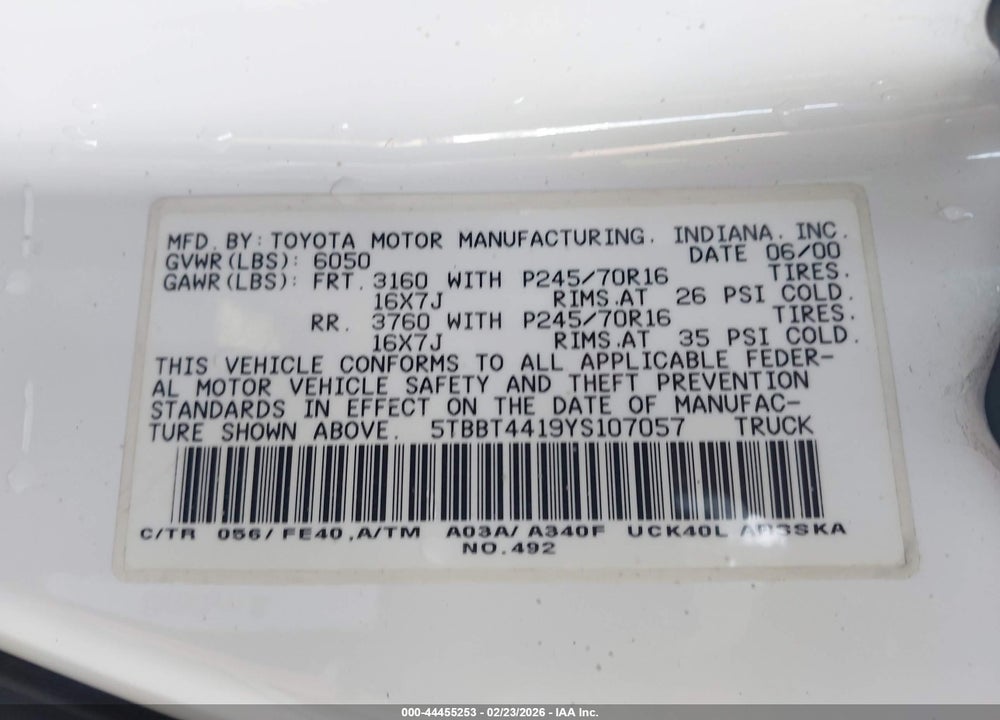 2000 TOYOTA TUNDRA SR5 V8 VIN: 5TBBT4419YS107057