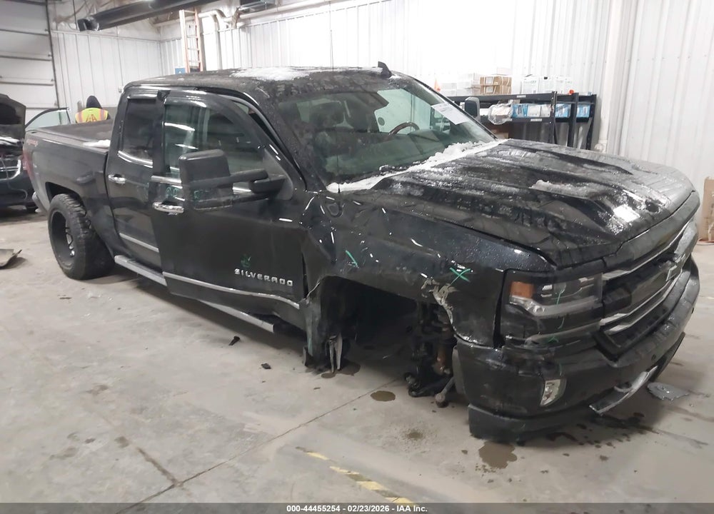 2017 CHEVROLET SILVERADO 1500 2LZ VIN: 3GCUKSEC5HG195935