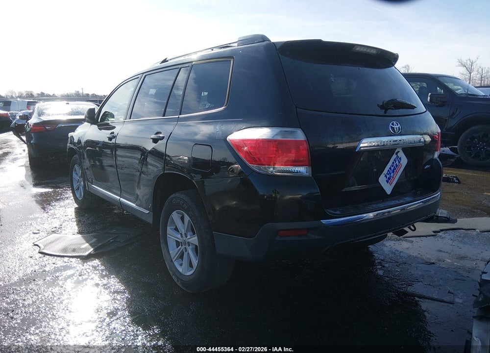 2013 TOYOTA HIGHLANDER BASE PLUS V6 VIN: 5TDBK3EHXDS259472
