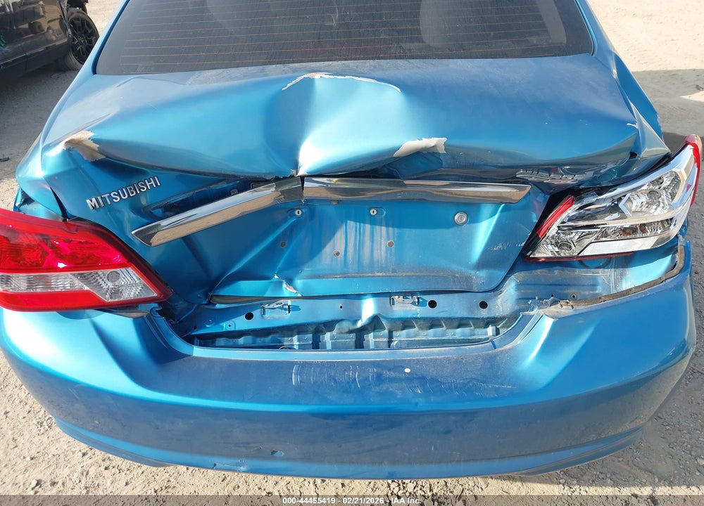 2019 MITSUBISHI MIRAGE G4 ES VIN: ML32F3FJ5KHF05695