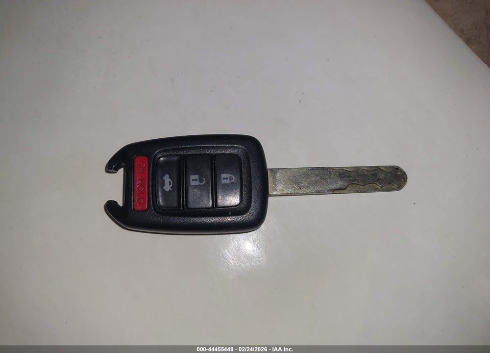 2019 HONDA CIVIC LX VIN: 19XFC2F63KE034582