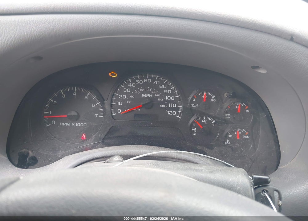 2005 CHEVROLET TRAILBLAZER LS VIN: 1GNDT13S452273165