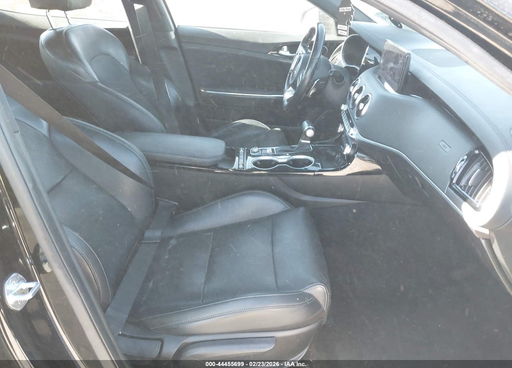 2022 KIA STINGER GT-LINE VIN: KNAE35LD7N6101045
