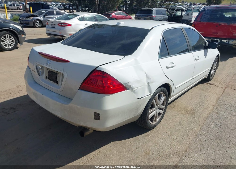 2007 HONDA ACCORD 2.4 EX VIN: 1HGCM568X7A161506