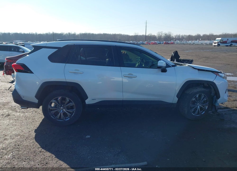 2022 TOYOTA RAV4 HYBRID XLE PREMIUM VIN: JTMB6RFV8ND529758