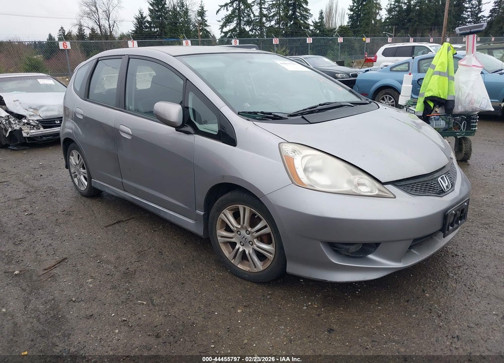 2009 HONDA FIT SPORT VIN: JHMGE88439S043284