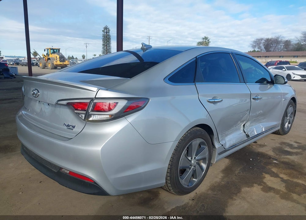 2016 HYUNDAI SONATA HYBRID LIMITED VIN: KMHE34L19GA030414