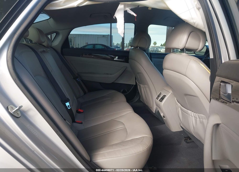 2016 HYUNDAI SONATA HYBRID LIMITED VIN: KMHE34L19GA030414