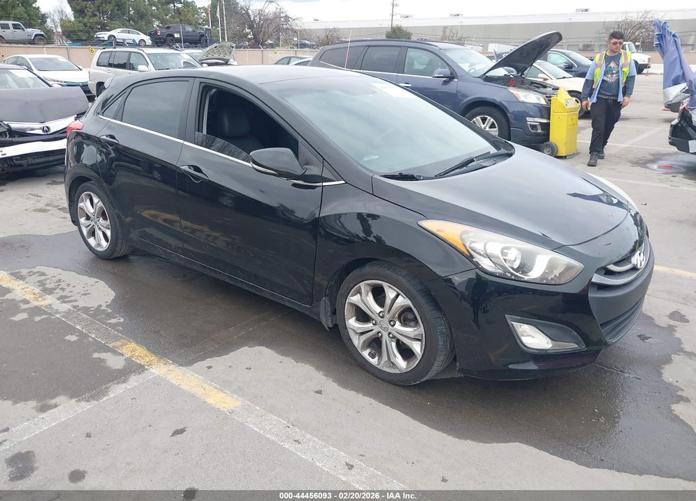 2013 HYUNDAI ELANTRA GT VIN: KMHD35LE0DU114037