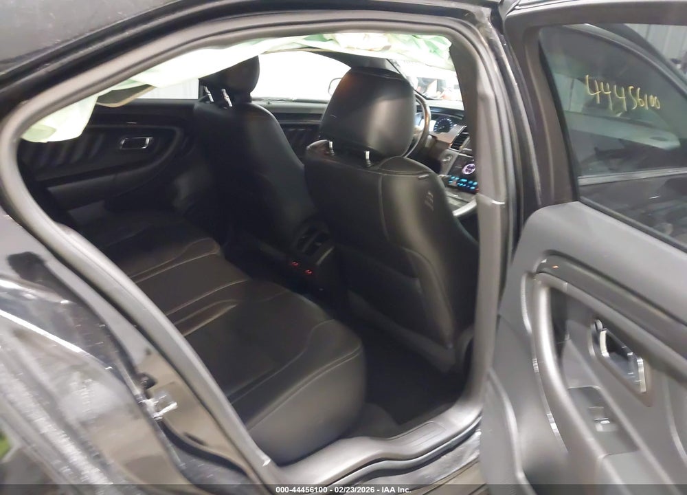 2018 FORD TAURUS SHO VIN: 1FAHP2KT3JG108919