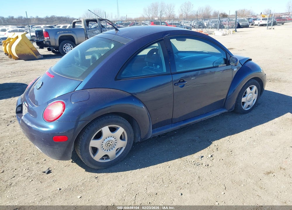 2001 VOLKSWAGEN NEW BEETLE GLX VIN: 3VWDC21C71M413378