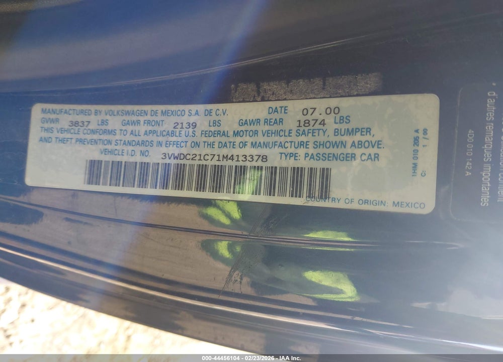 2001 VOLKSWAGEN NEW BEETLE GLX VIN: 3VWDC21C71M413378