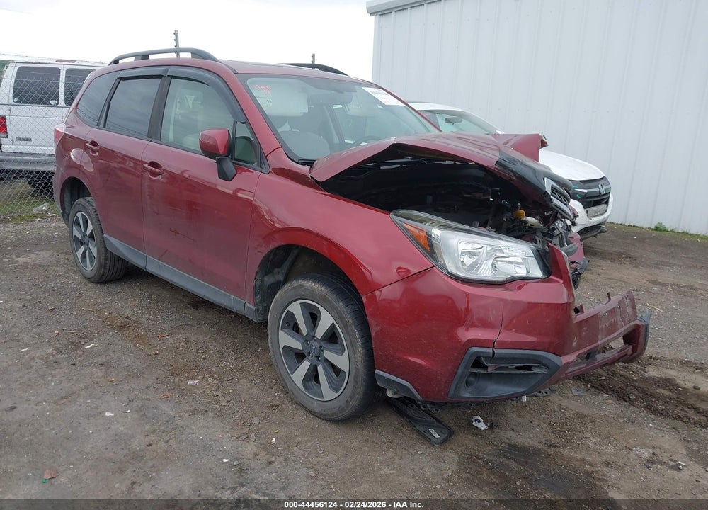 2018 SUBARU FORESTER 2.5I PREMIUM VIN: JF2SJAEC6JH521310