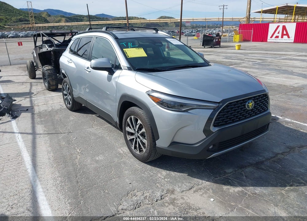 2023 TOYOTA COROLLA CROSS XLE VIN: 7MUDAABG4PV059175