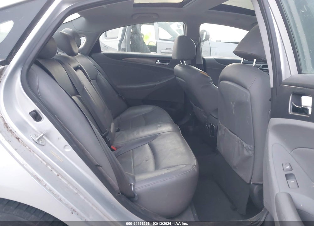2013 HYUNDAI SONATA HYBRID LIMITED VIN: KMHEC4A4XDA050938