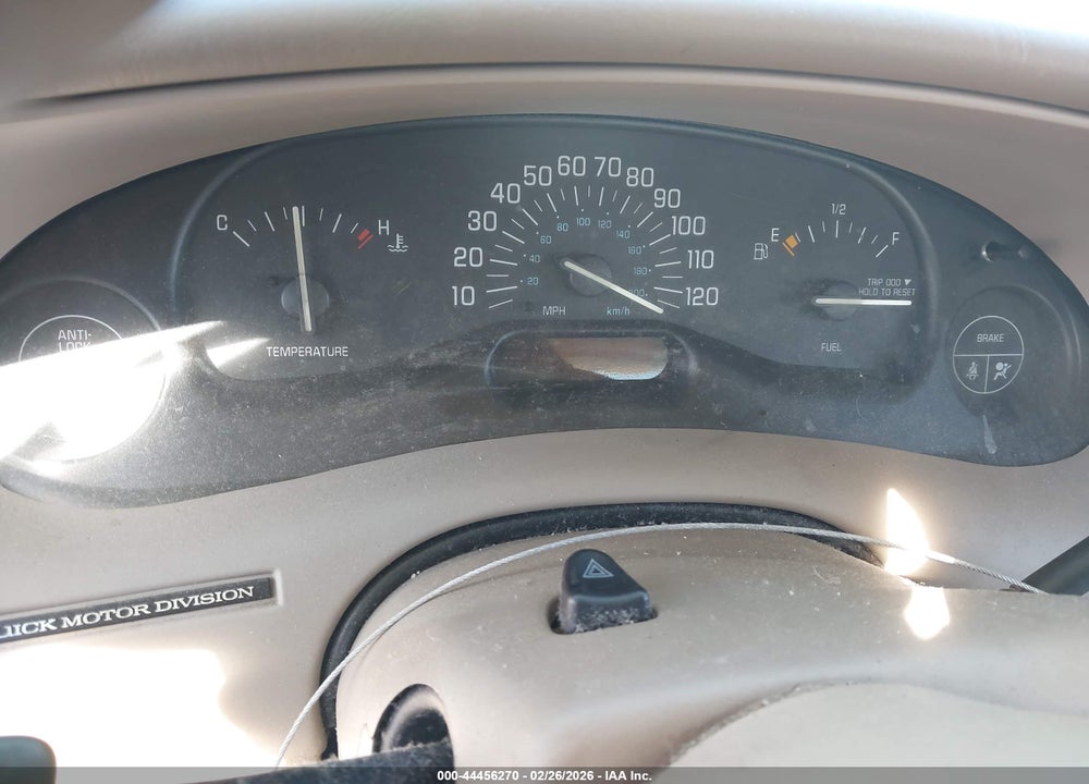 2002 BUICK CENTURY CUSTOM VIN: 2G4WS52J521124033